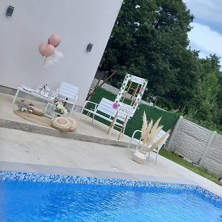 Villa Mi Casa