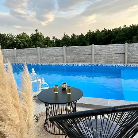 Mi Casa Brestovac (Bor)